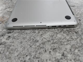 APPLE MACBOOK A1502